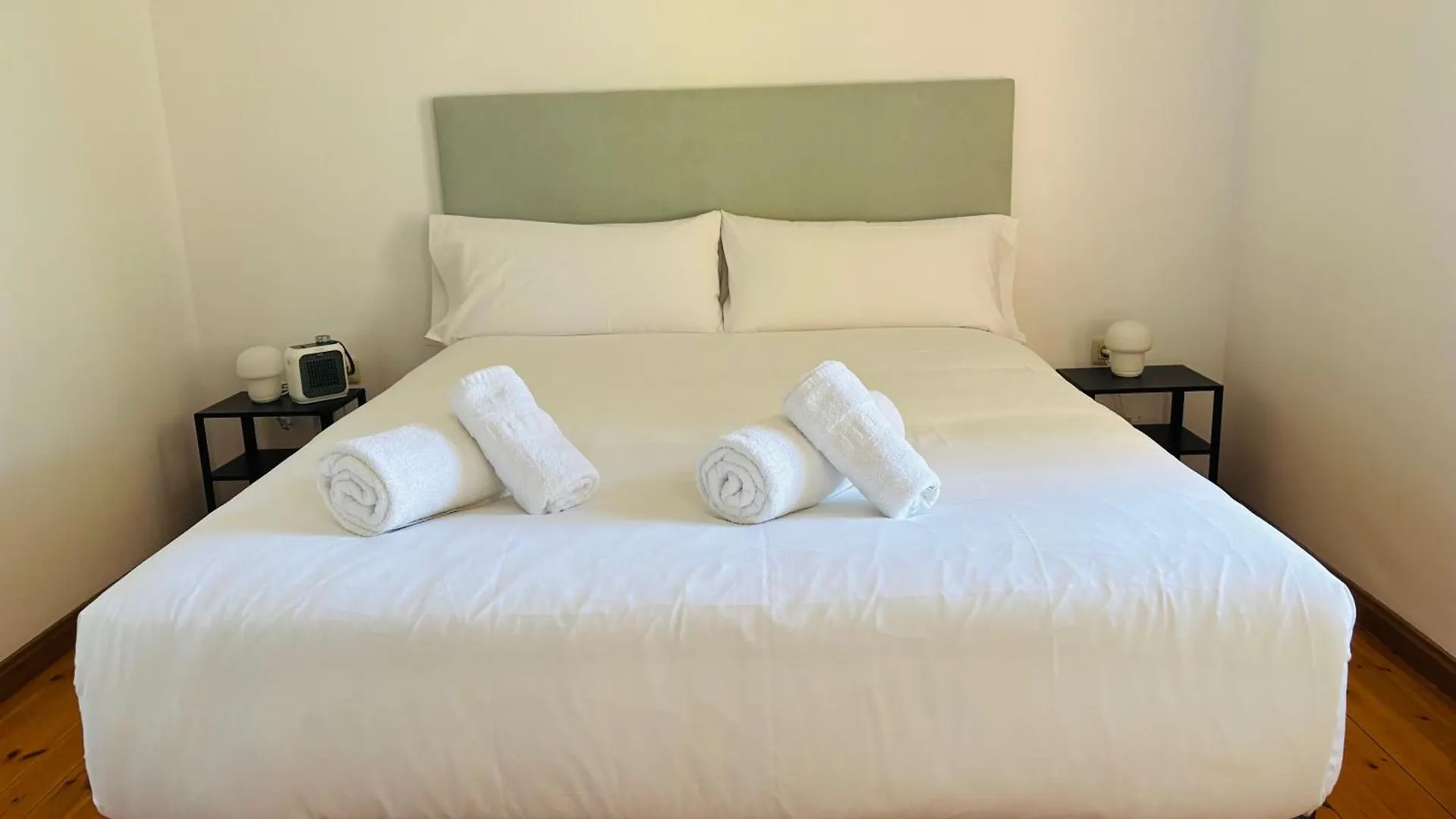 Villa Oasis Pinares De San Anton -Pool, Sea, Near Malaga City Center-