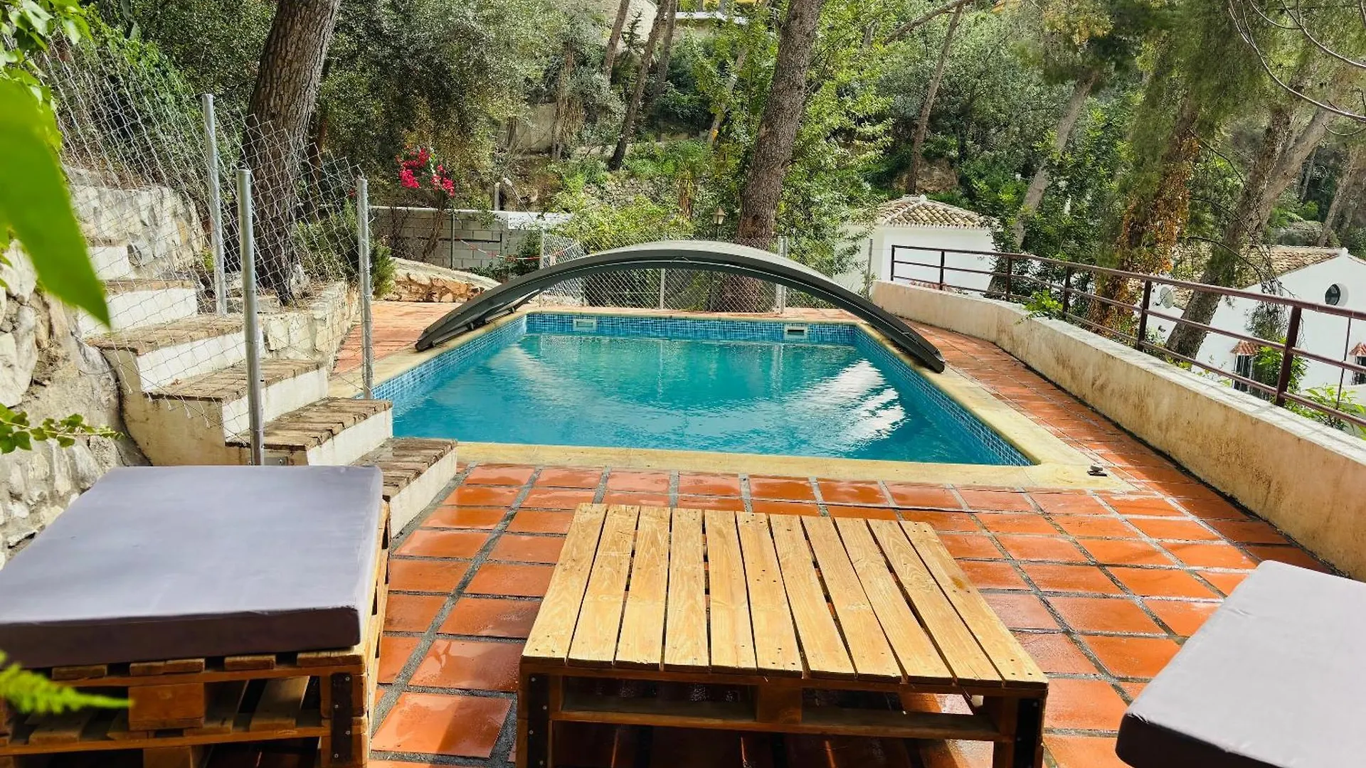 Villa Oasis Pinares De San Anton -Pool, Sea, Near Malaga City Center-